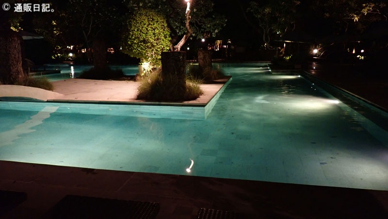 ハイアットリージェンシー バリ ナイトプール