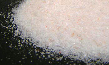 ヒマラヤ岩塩 食用＆バスソルトに神秘的な岩塩を。