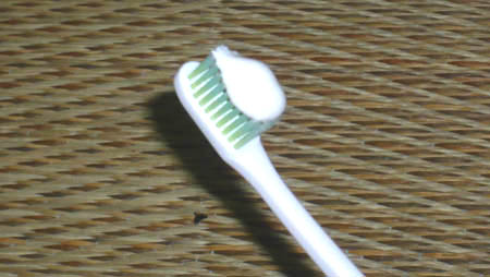 アパガードリナメル 通販か歯医者さんでしか買えない歯磨き粉。